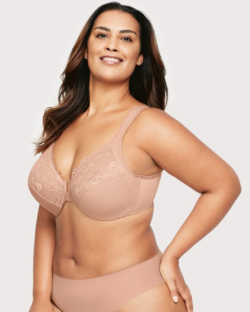 Front of a model wearing a size 42G WonderWire Front-Closure Bra in Cappuccino by Glamorise. | dia_product_style_image_id:263044